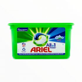 Detergent de rufe capsule Ariel Mountain Spring - 37x25.2gr