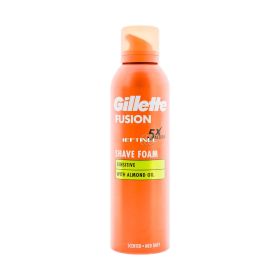 Spumă de ras Gillette Fusion Sensitive cu ulei de migdale - 250ml